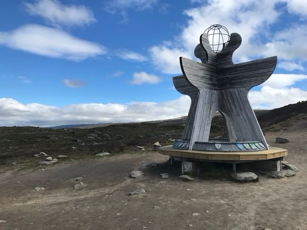 De Poolcirkel in Noorwegen doorkruisen